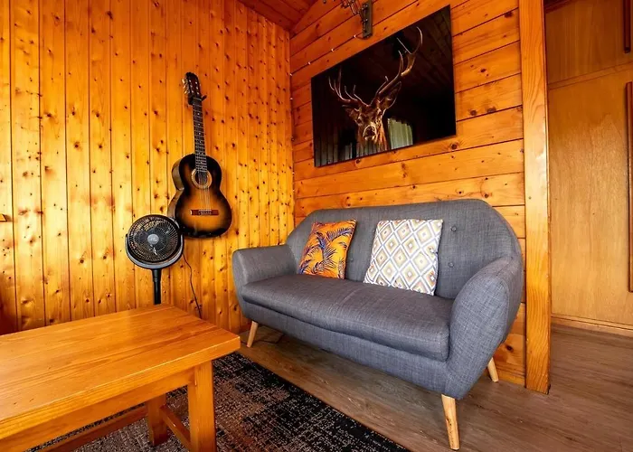 Paradis, Panoramic View, Garden & Terrace